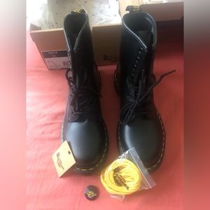 Dr Martens black 1460 boots New With Tags